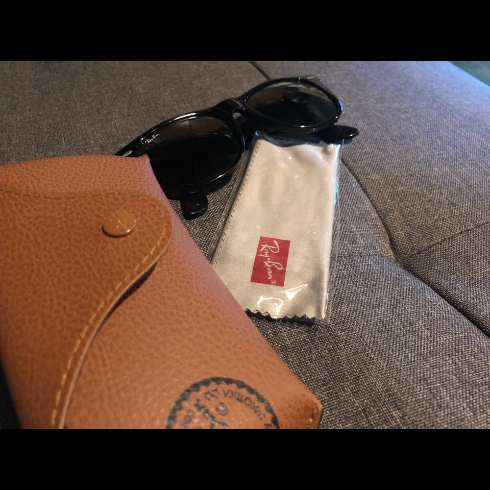 RayBan Wayfarer Ease